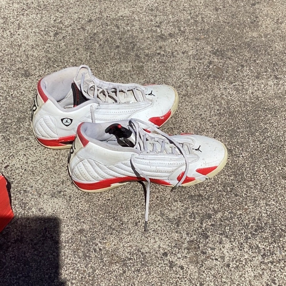 Air Jordan 14 Retro Candy Cane size 13